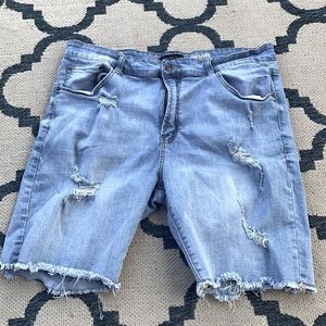 Aeropostale Men’s Cutoff jean shorts